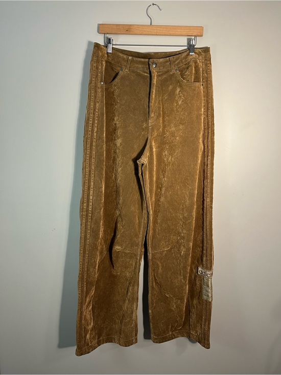 adidas Pants - Women's Adidas Adibreak Velvet Brown Brushed Twill Pant JY2395 Size 3232
